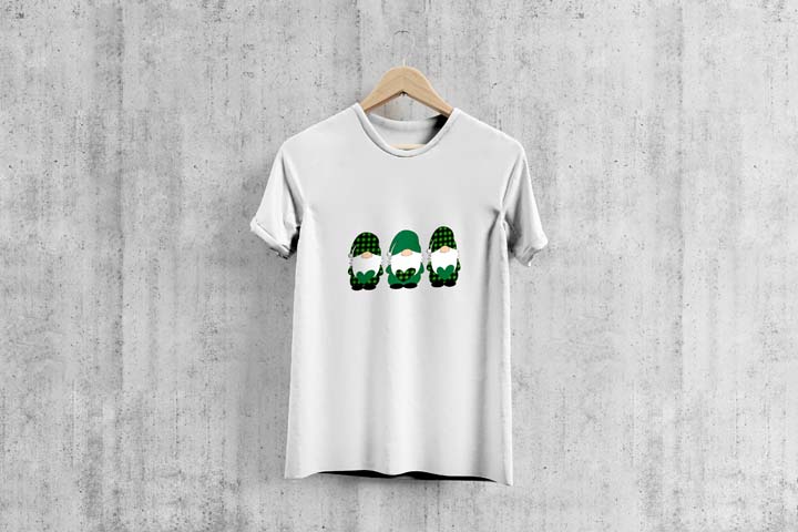 St Pattys Day Gnomes - T-Shirt